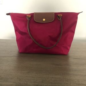 Longchamp nylon tote in cranberry (medium)